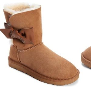 UGG Daelynn Boot